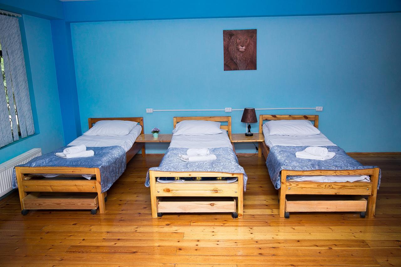 Highland Park Hostel Baky Esterno foto