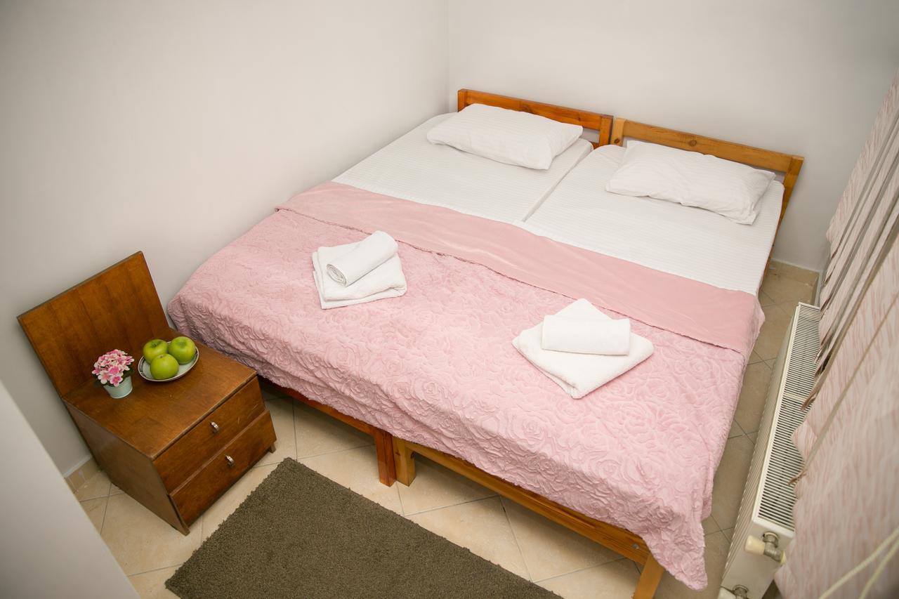 Highland Park Hostel Baky Esterno foto